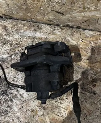 BMW X5 E53 Rear brake caliper