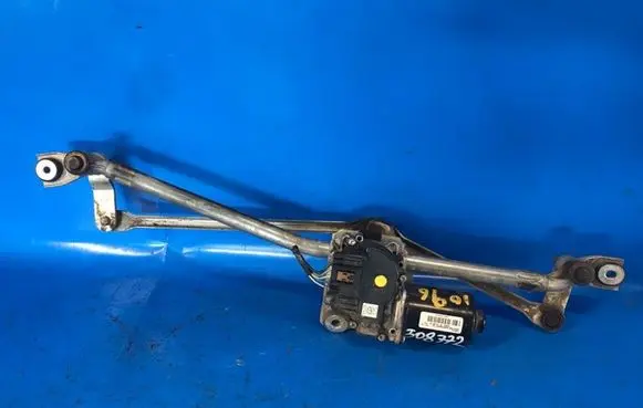 Ford Mustang VI Front wiper blade arm FR3Z17566A