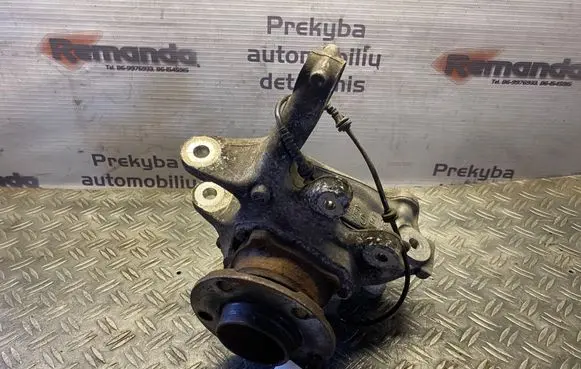 BMW 5 F10 F11 Rear wheel hub