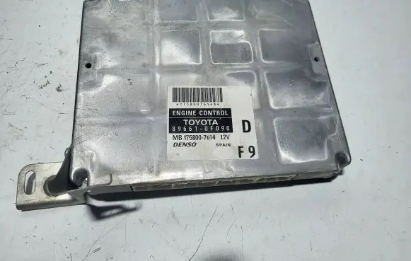Toyota Corolla Verso AR10 Engine control unit/module 896610F090 1758007614 M158007614