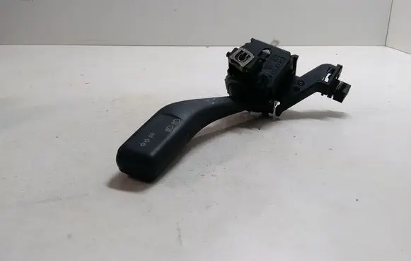 Volkswagen Golf V Indicator stalk 1K0953513
