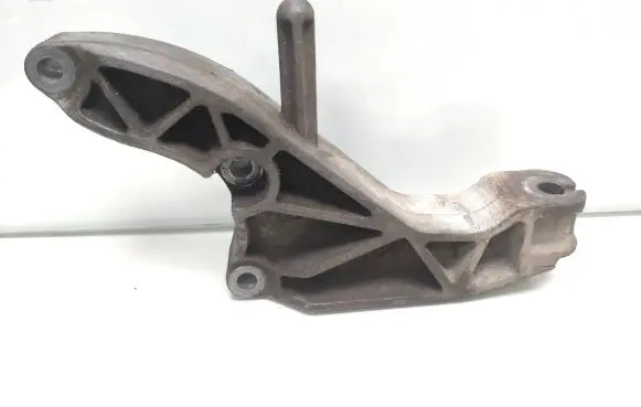 Opel Zafira B Gearbox mounting bracket 24459826