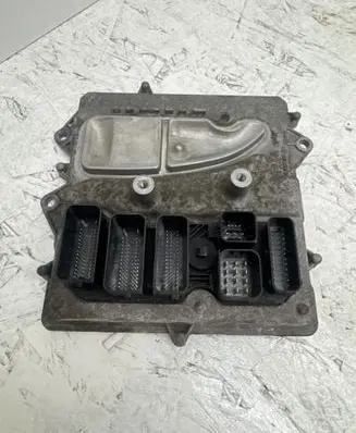 BMW 4 F32 F33 Engine control unit/module 8639582 863958201