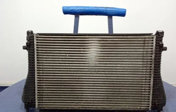 Seat Leon (5F) Intercooler radiator 5Q0145803P