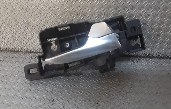 Ford Mondeo MK IV Front door interior handle 6M21U22600