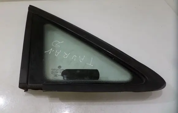 Volkswagen Touran I Front triangle window/glass 43R00048