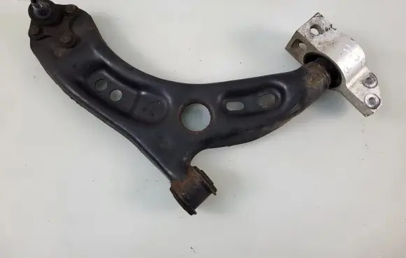 Volkswagen Golf VI Front lower control arm/wishbone 1K0407166