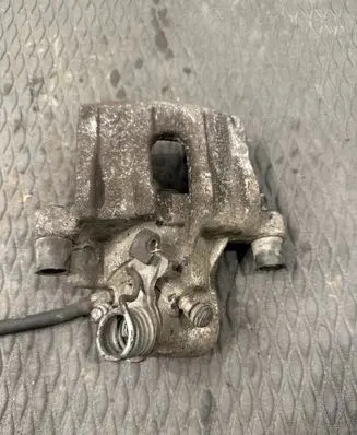Rear brake caliper