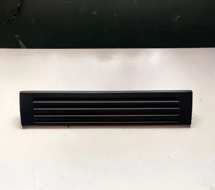 Mercedes-Benz R W251 Front sill trim cover A2516860136