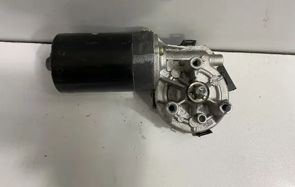 BMW 3 E46 Wiper motor 8362156