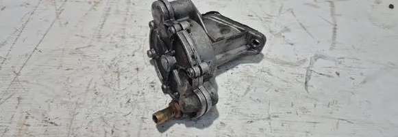 Volkswagen Multivan T4 Power steering pump