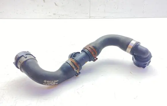 Engine coolant pipe/hose