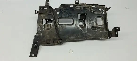 Peugeot 5008 II Battery tray 9815288480