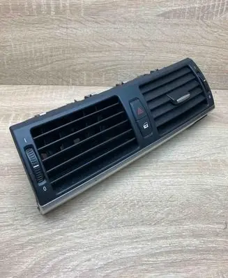 BMW X5 E70 Dash center air vent grill 7161802 773201