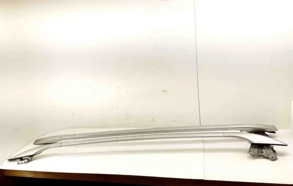 Toyota Avensis T270 Roof bar rail