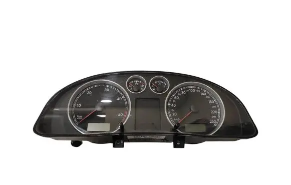 Volkswagen PASSAT B5.5 Speedometer (instrument cluster) 3B0920809C 020903063908 VWZ7Z0C8078592