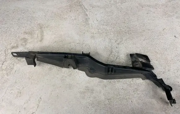 Ford Mondeo MK IV Windshield trim 7S71A02476AE