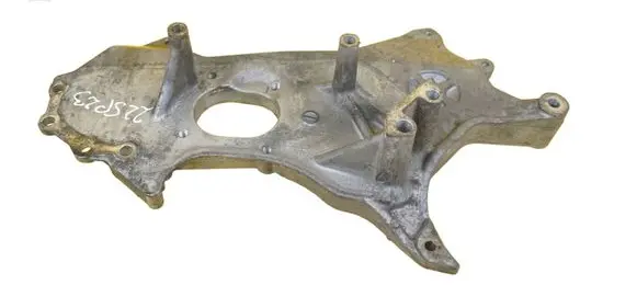 Mitsubishi Pajero Engine mounting bracket 6G74