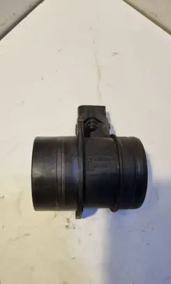 Volkswagen Touran I Mass air flow meter 074906461B