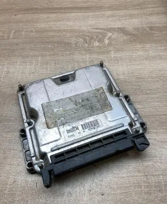 Peugeot 406 Engine control unit/module ECU 9635158180 0281010252