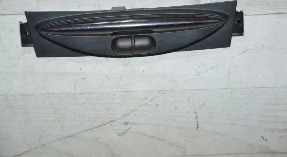 Mercedes-Benz R W251 Parking PDC sensor display screen A2518310352