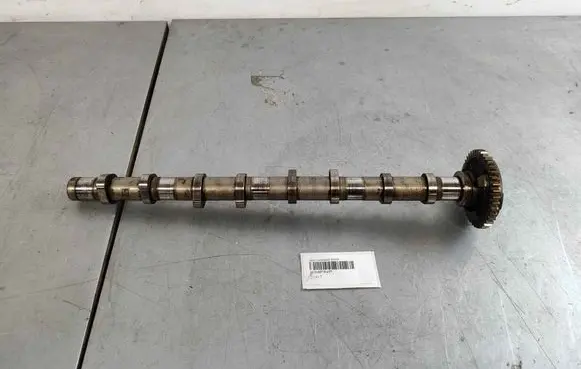 BMW 5 F10 F11 Camshaft 11318575437 11318506076 8575437