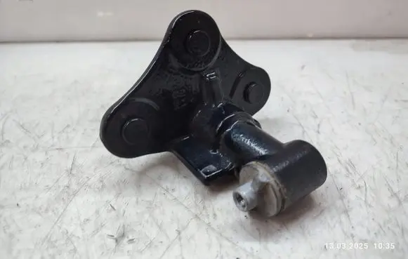 Mercedes-Benz GL X166 Rear door lower hinge
