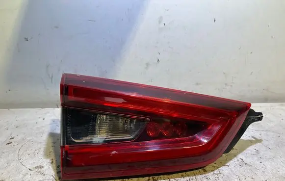 Nissan Qashqai Tailgate rear/tail lights