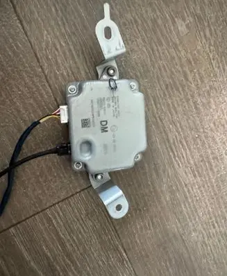 Lexus LBX Other devices 8647052010