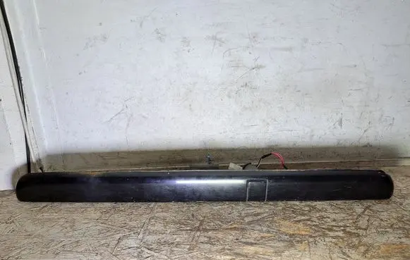 Volvo S70 V70 V70 XC Trunk door license plate light bar 9152287 6209 17221