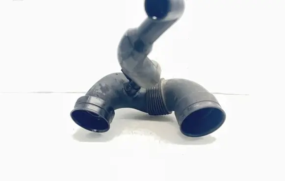 Mercedes-Benz ML W163 Turbo air intake inlet pipe/hose A6120940808