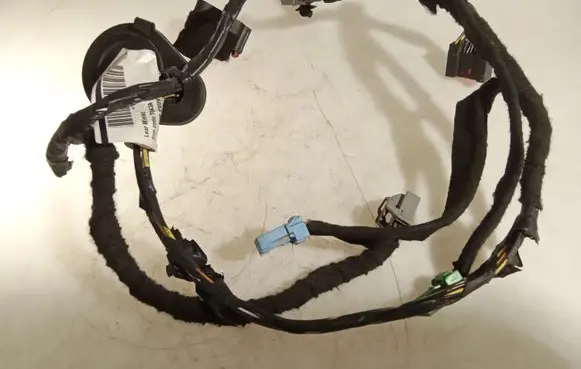 Volvo V50 Front door wiring loom 8688258