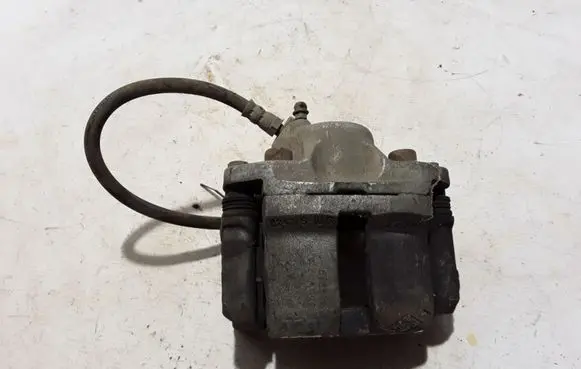 Dacia Sandero Front brake caliper 7701499275