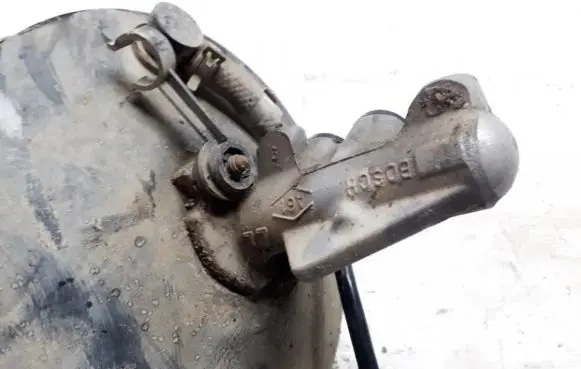 Renault Kangoo I Master brake cylinder
