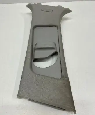 Mercedes-Benz C W204 (B) pillar trim (top) A2048600930