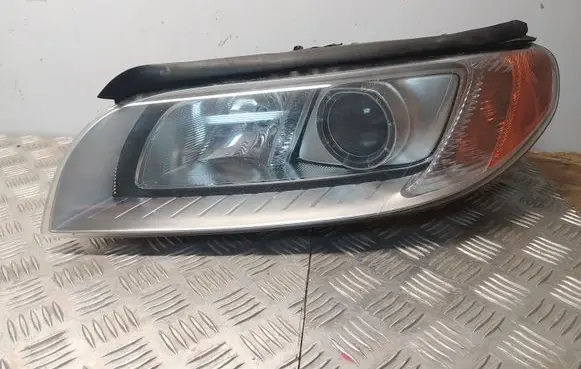 Volvo S80 Headlight/headlamp 31214347