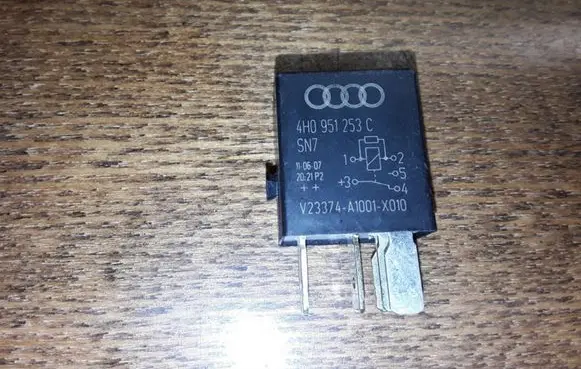 Audi A6 S6 C6 4F Other relay 4H0951253C