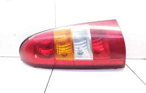 Opel Zafira A Rear/tail lights 393033