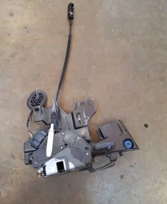 Ford Fiesta Front door lock 8A6AA21812BE 4064413334109