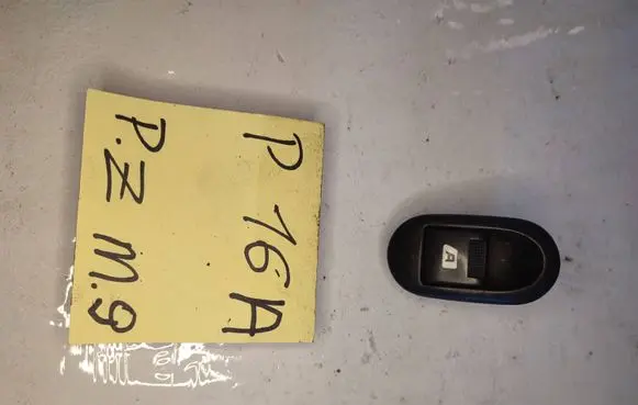 Citroen C3 Electric window control switch 96401489XT