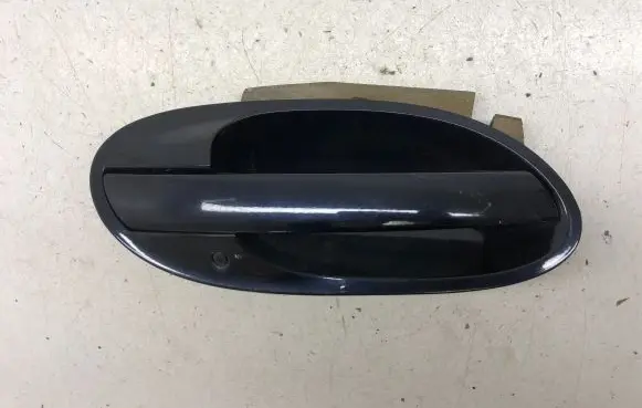 BMW 7 E65 E66 Rear door exterior handle 15689850 TG7161126