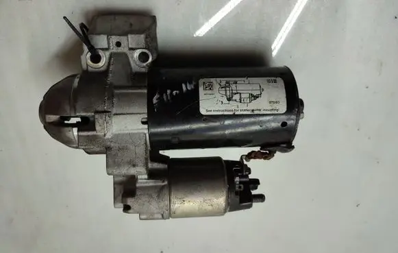 BMW 5 F10 F11 Starter motor 0001148010