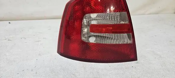 Skoda Octavia Mk2 (1Z) Rear/tail lights 1Z5945308F