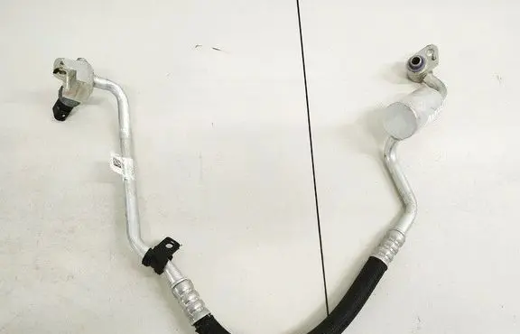 Jaguar I-Pace Air conditioning (A/C) pipe/hose j9d319n601ab