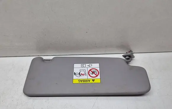 BMW 2 F46 Sun visor