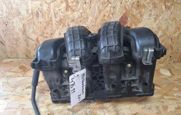 Mitsubishi Outlander Intake manifold 1502A016