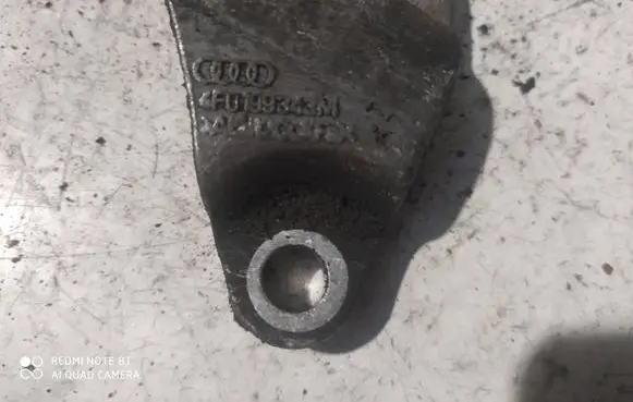 Audi A6 S6 C6 4F Engine mounting bracket 4F0199343M