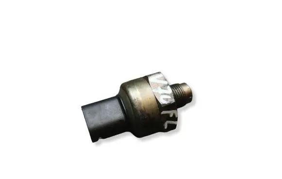 Volvo V70 Brake power pressure regulator