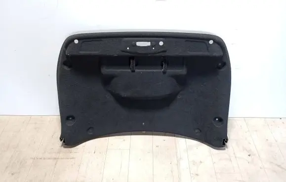 Peugeot RCZ Tailgate trim YM164013ZD