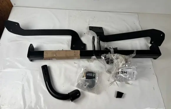 Citroen Berlingo Towing hook eye 
